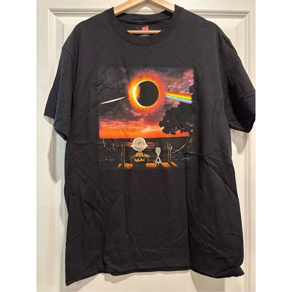 Charlie Brown Eclipse T-shirt size Large - Picture 1 of 2